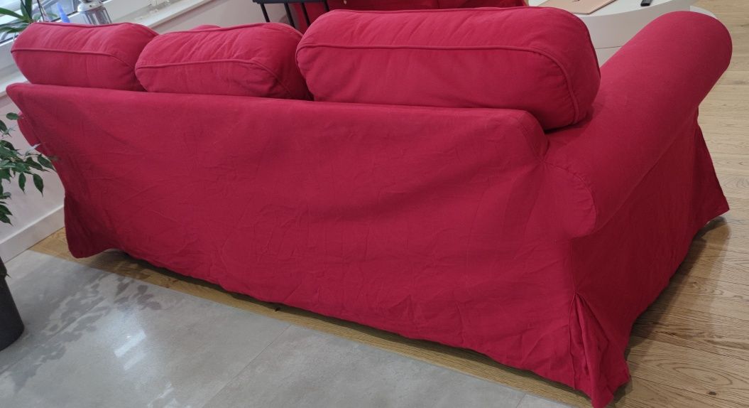 Sofa 3-osobowa Ektorp Ikea, nierozkładana, czerwona