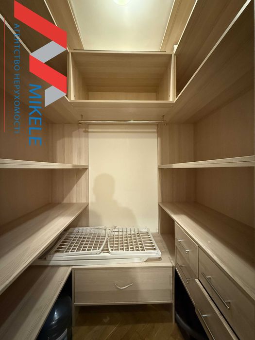 Перша сдача! 2к Сталінка вул. Вадима Гетьмана 22 м. Шулявська 5 хв.