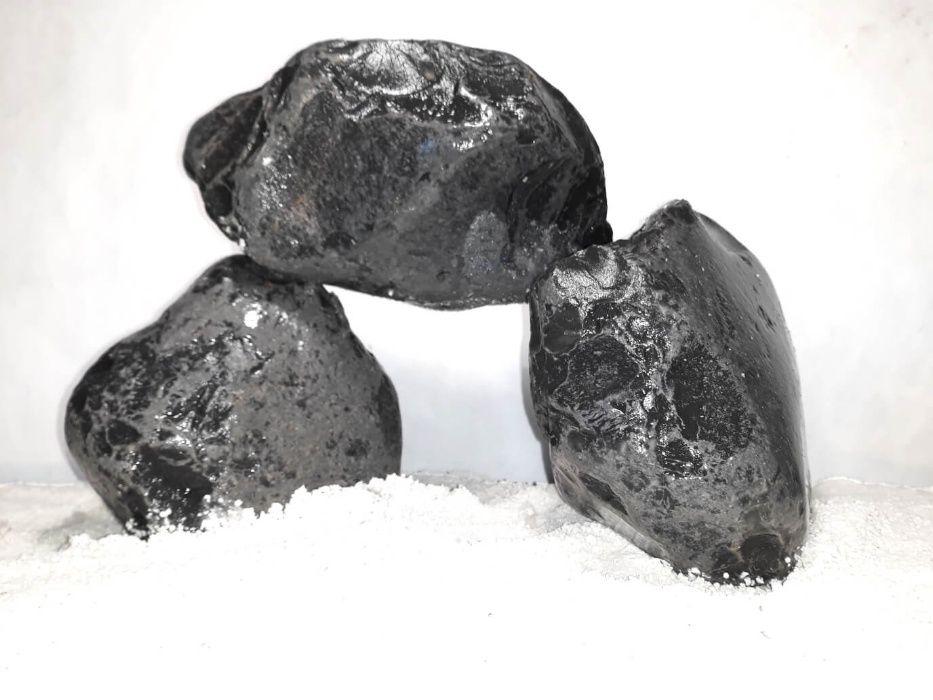 Czarno-grafitowy kamień ozdobny do akwarium NERO - podnosi PH! 1-2 cm
