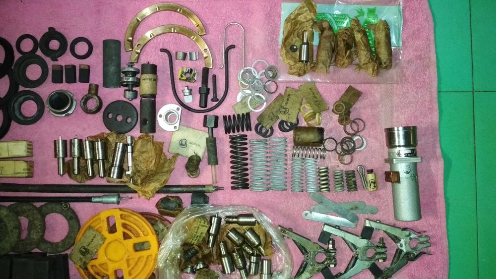 Регулятор напряжения УРН 6ч 12/14 дизель генератора 172.04.102