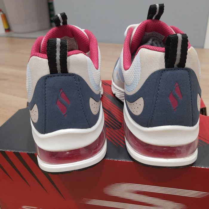 Жіночі кросівки Skechers Uno 2-Runabout 38р.