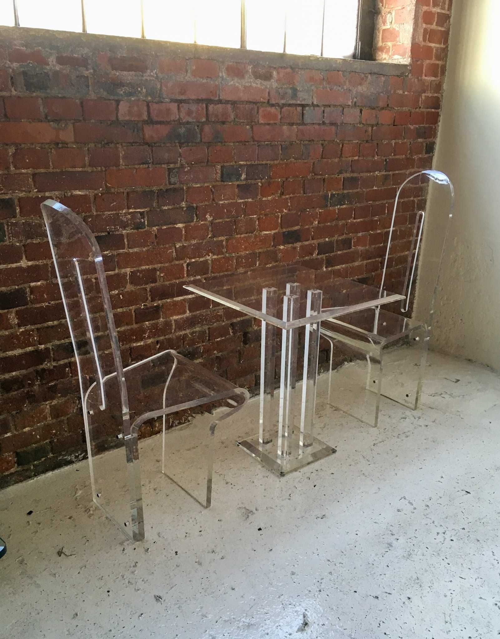 Akrylowe krzesła i stolik lucite lata 80 90 vintage