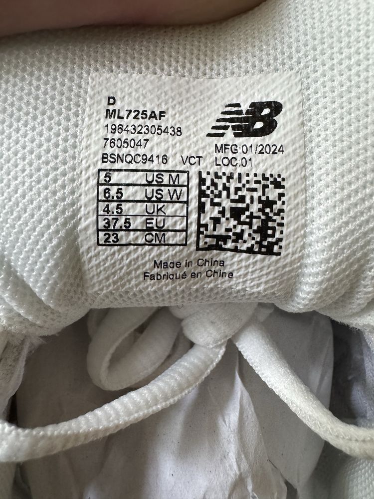 Оригінальні кросівки New Balance 725 ML725 36,5-37  (24 см по устілці)