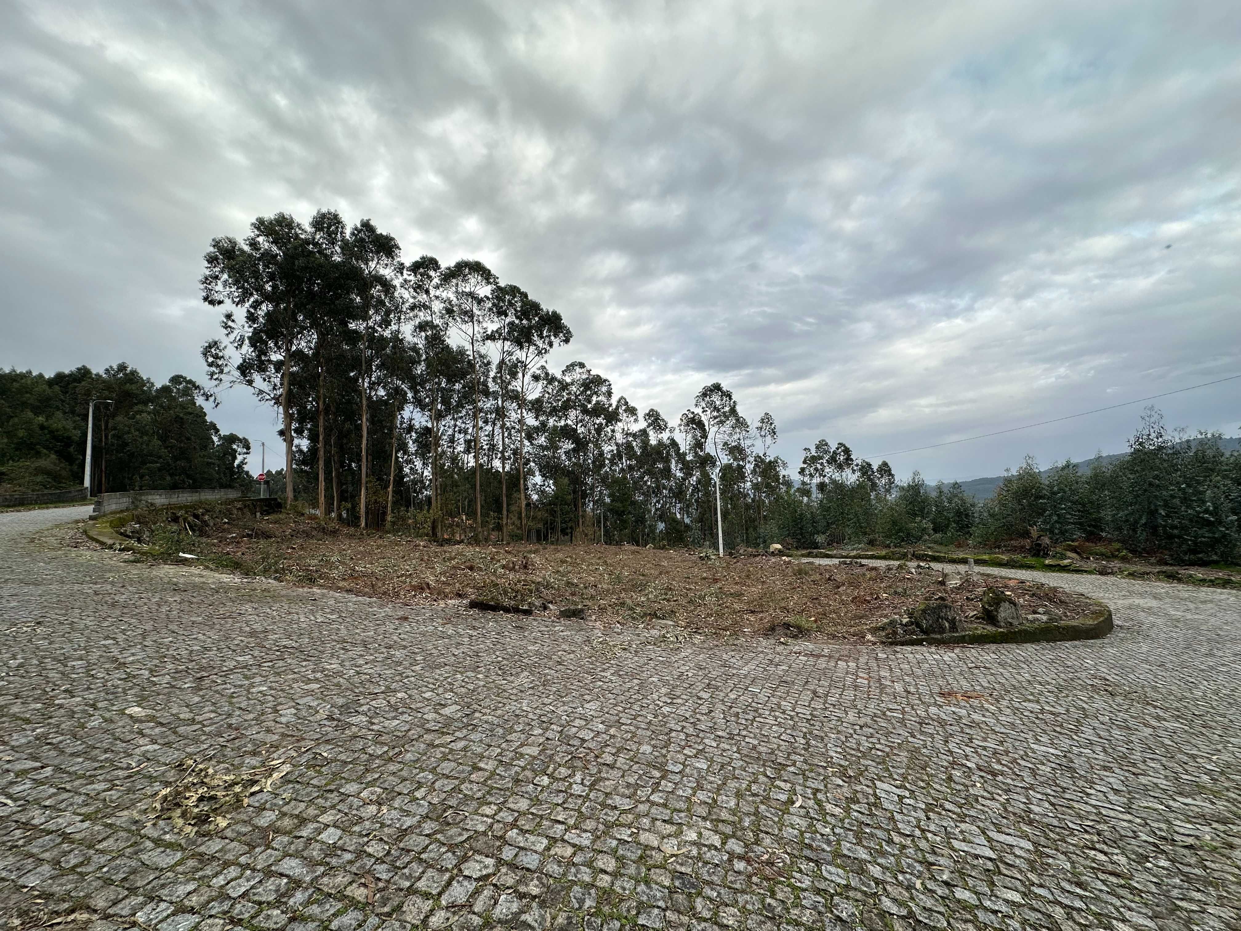 Terreno urbano para construção