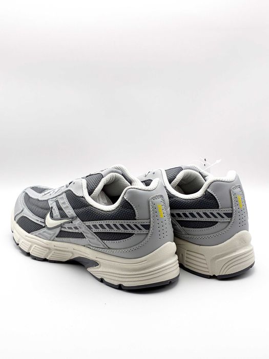 Зимні жіночі кросівки найк світлі сірі гортекс термо на флісі