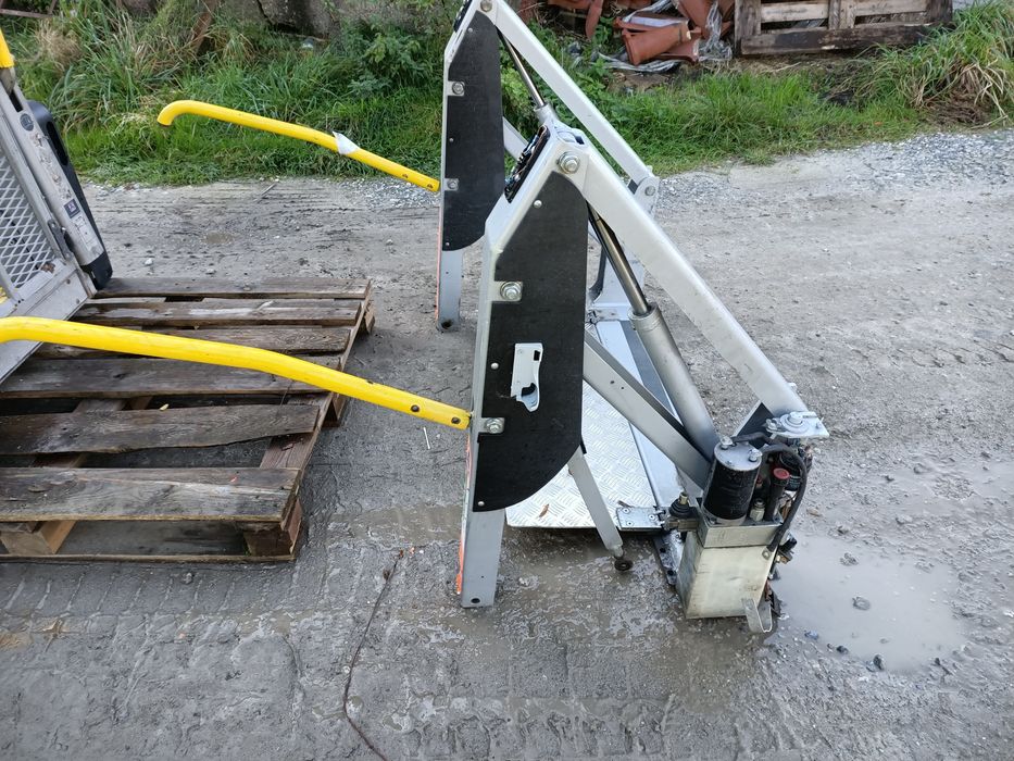 Winda podnośnik liniowy,inwalidzki