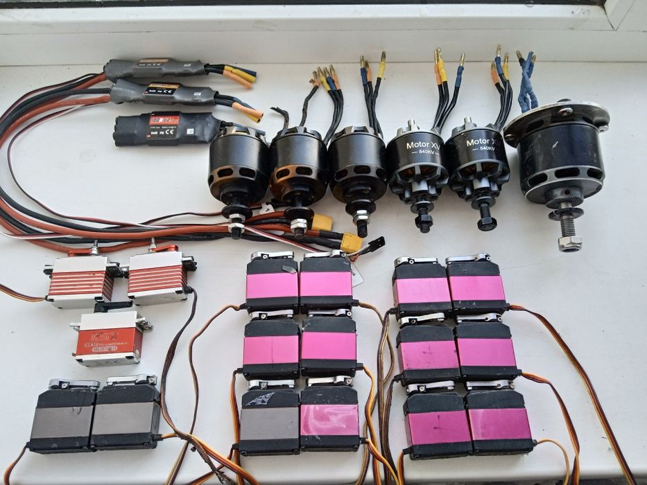 Запчастини для FPV-дронів БПЛА, мотори, акумулятор та регулятори ходу