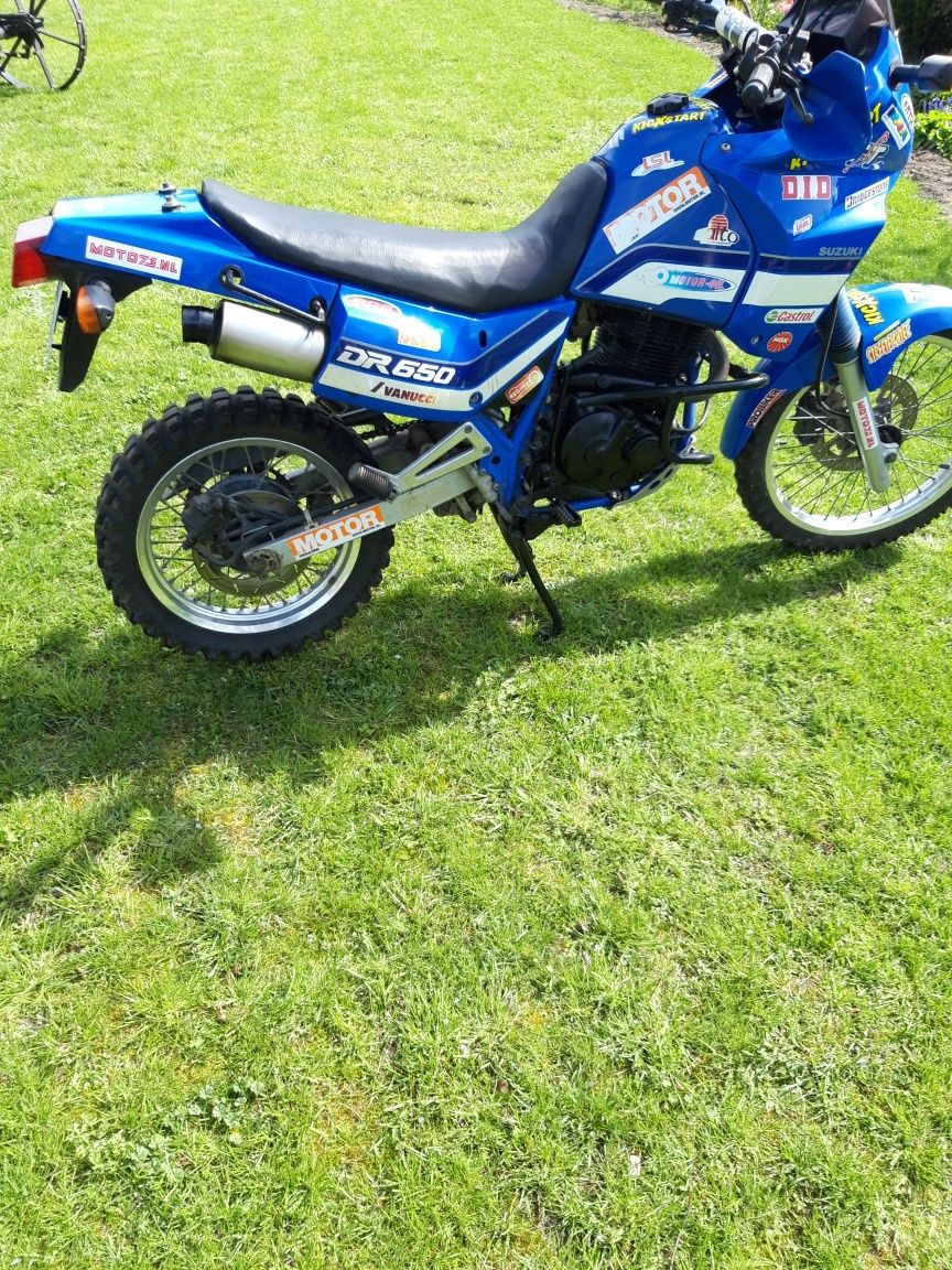 Motocykl suzuki DR 650