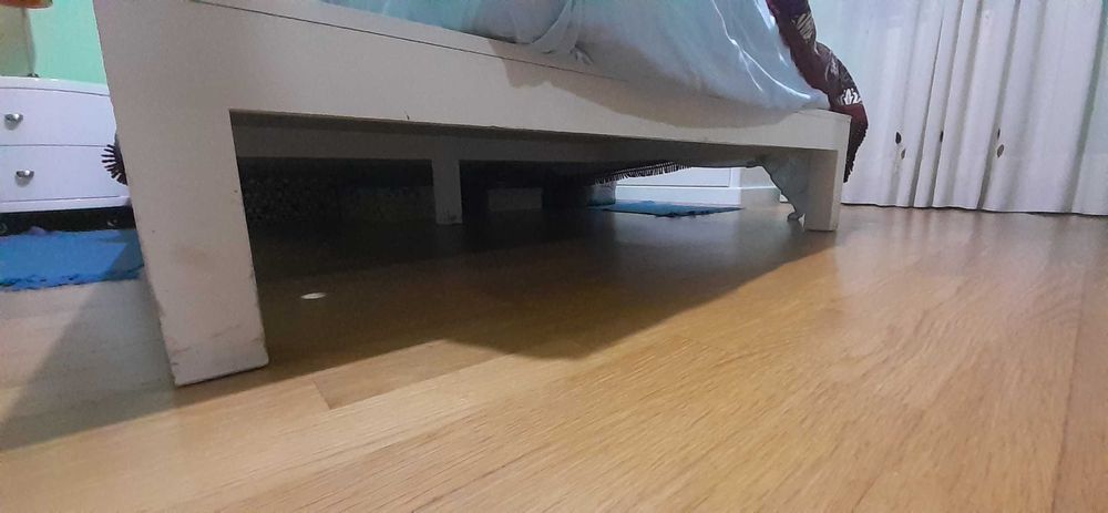 Cama em madeira e Colchão