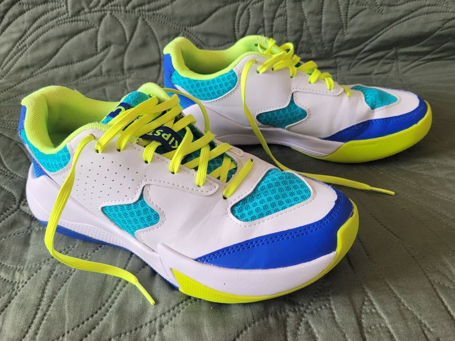 Buty sportowe do siatkówki Kipsta (Decathlon) r. 36 (jak 35)