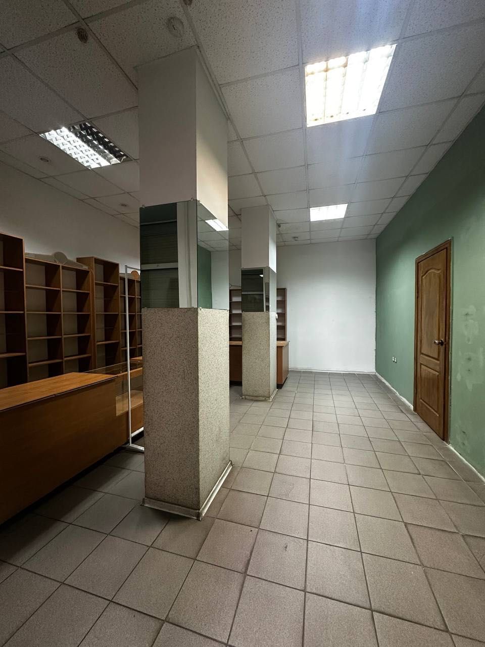 Оренда фасадного приміщення 41 м2 в центрі по вул. Франка