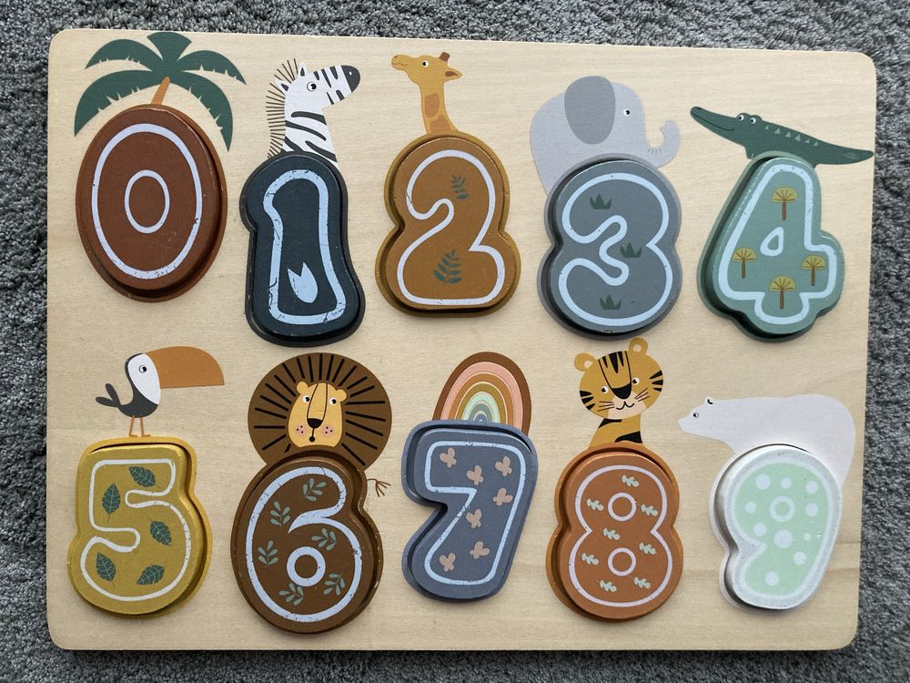 Drewniane cyferki safari zabawka Montessori