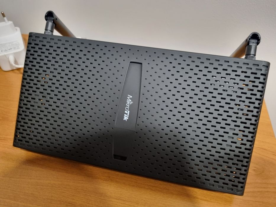 Router MikroTik hAP ac3 z zasilaczem