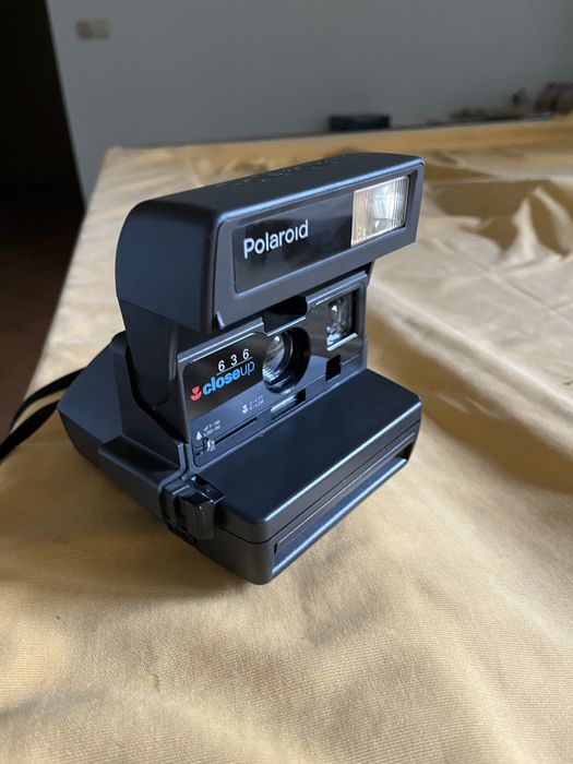 Aparat Polaroid 636 closeup
