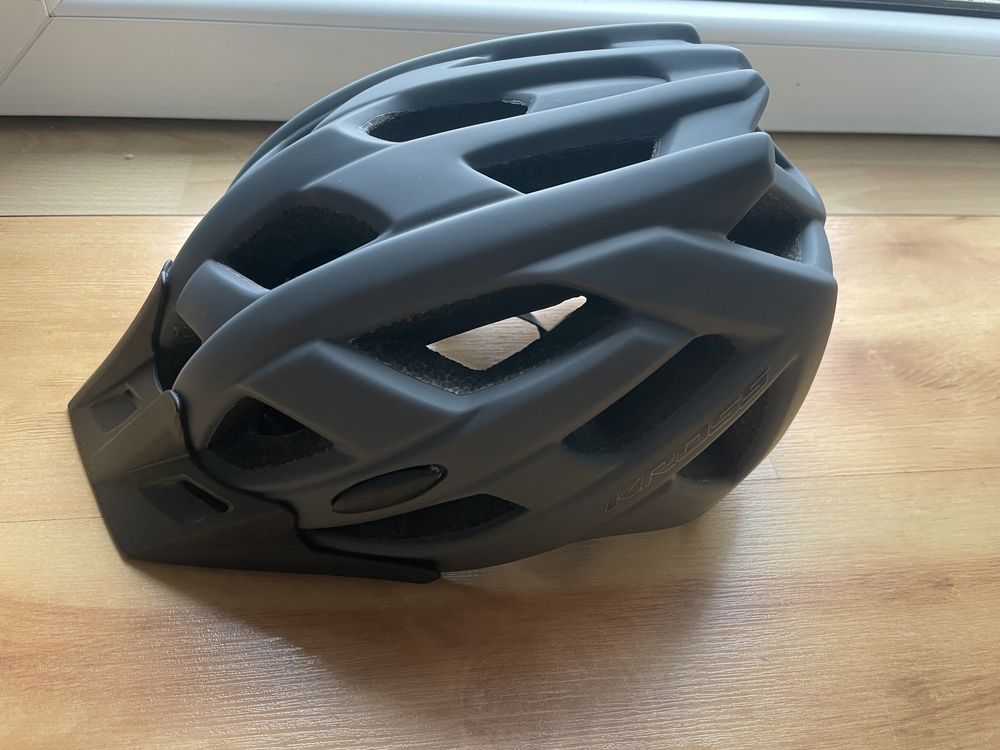 Kask rowerowy KROSS ATTIVO SZARY rozmiar M 271 g