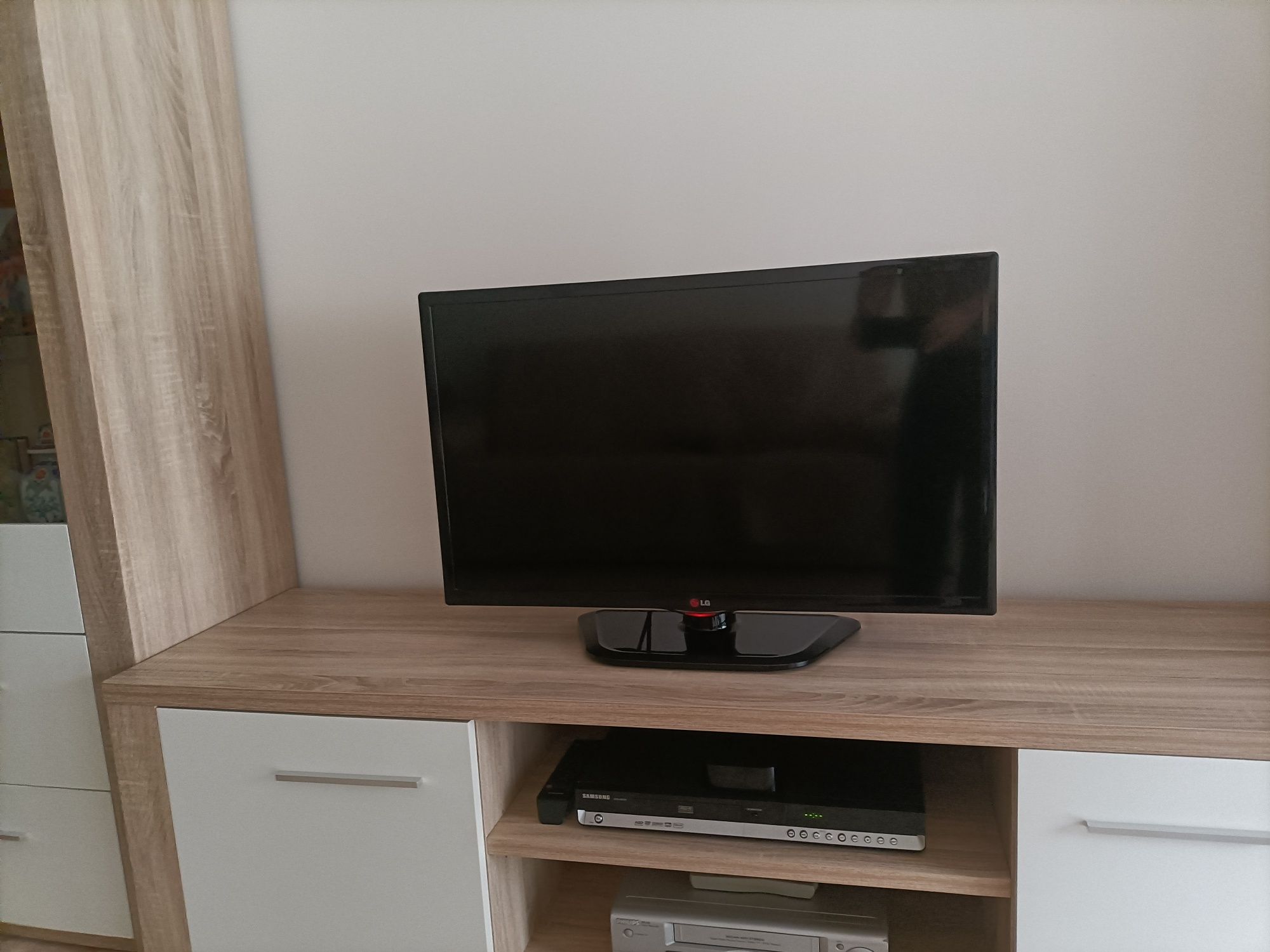 Televisão da marca LG semi nova