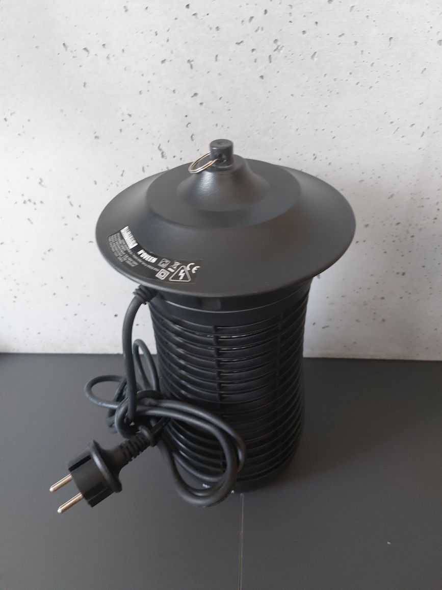 Lampa owadobójcza NOVEEN IKN18 IPX4 na zewnątrz i wewnątrz