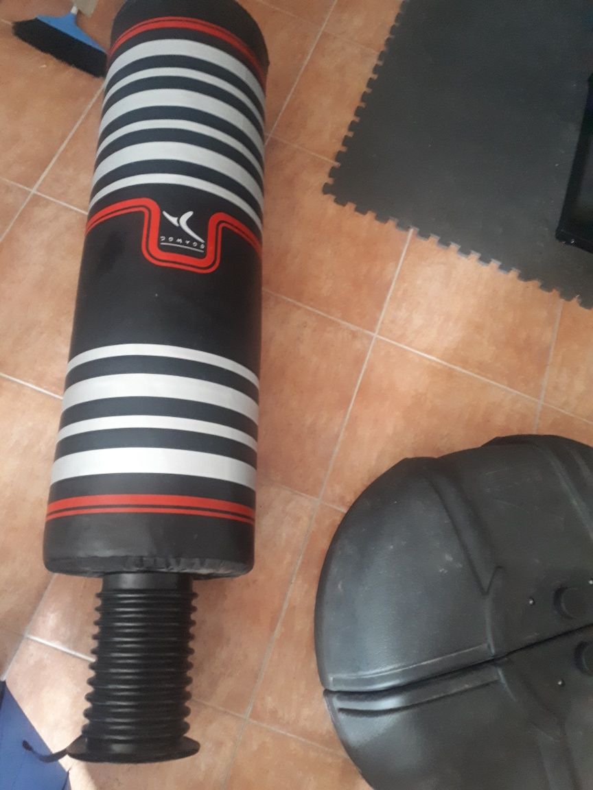 Saco de boxe domyos com base