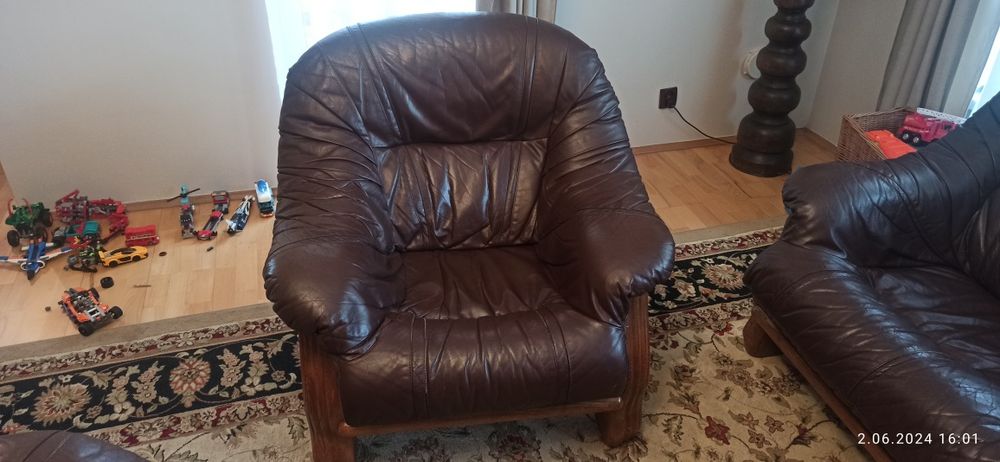 Skórzany komplet wypoczynkowy 3+2+1