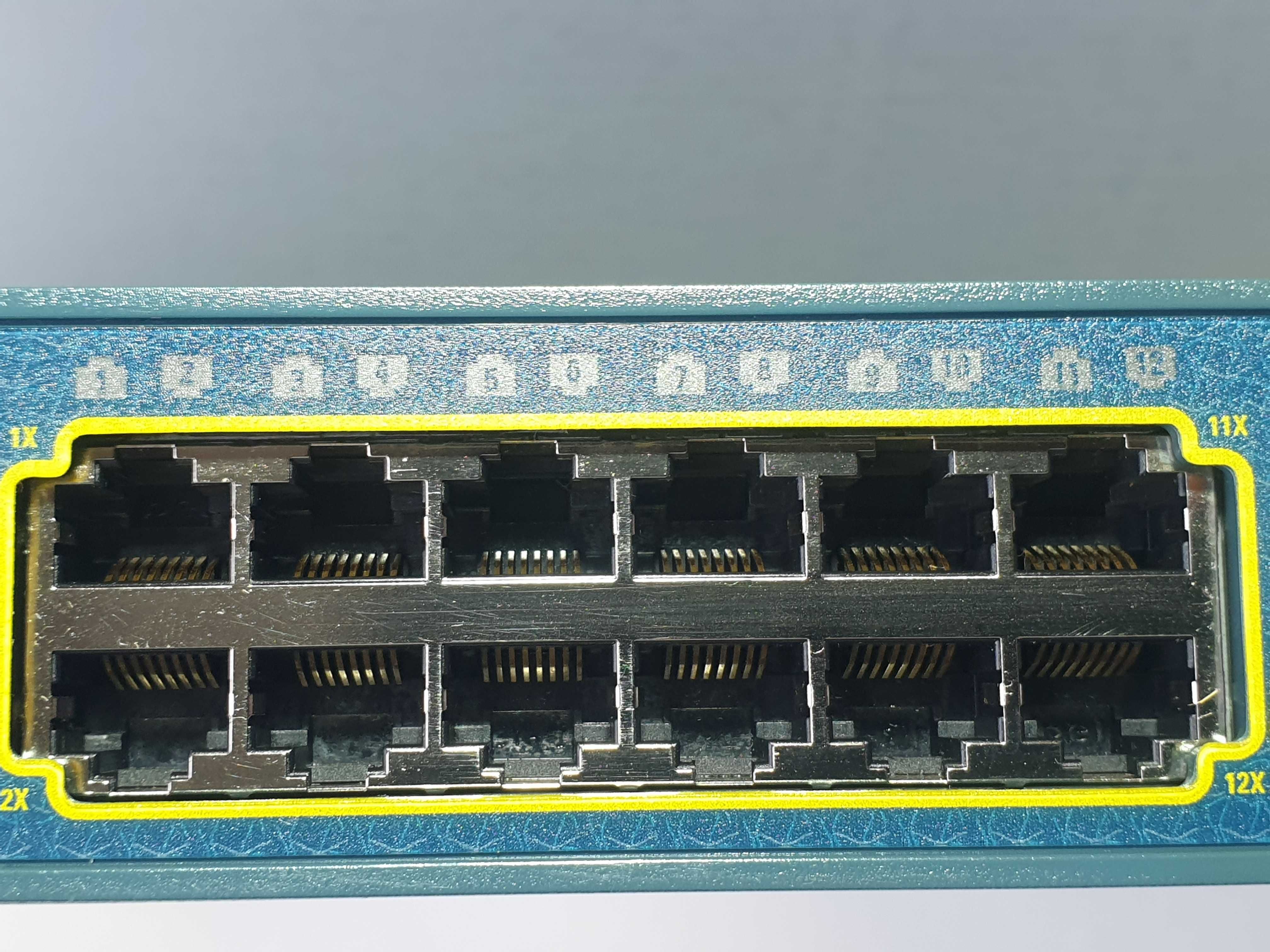 Комутатор Cisco WS-C3560G-24PS-S