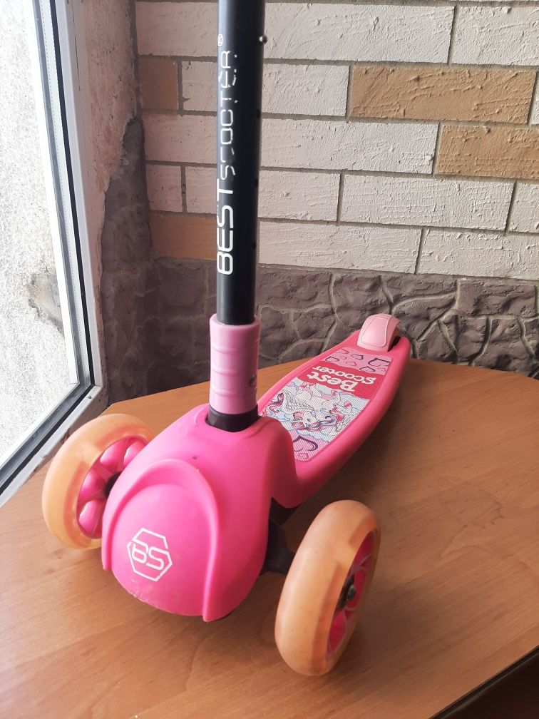 Самокат Best scooter для дівчинки на 1-4 рочки колеса світяться