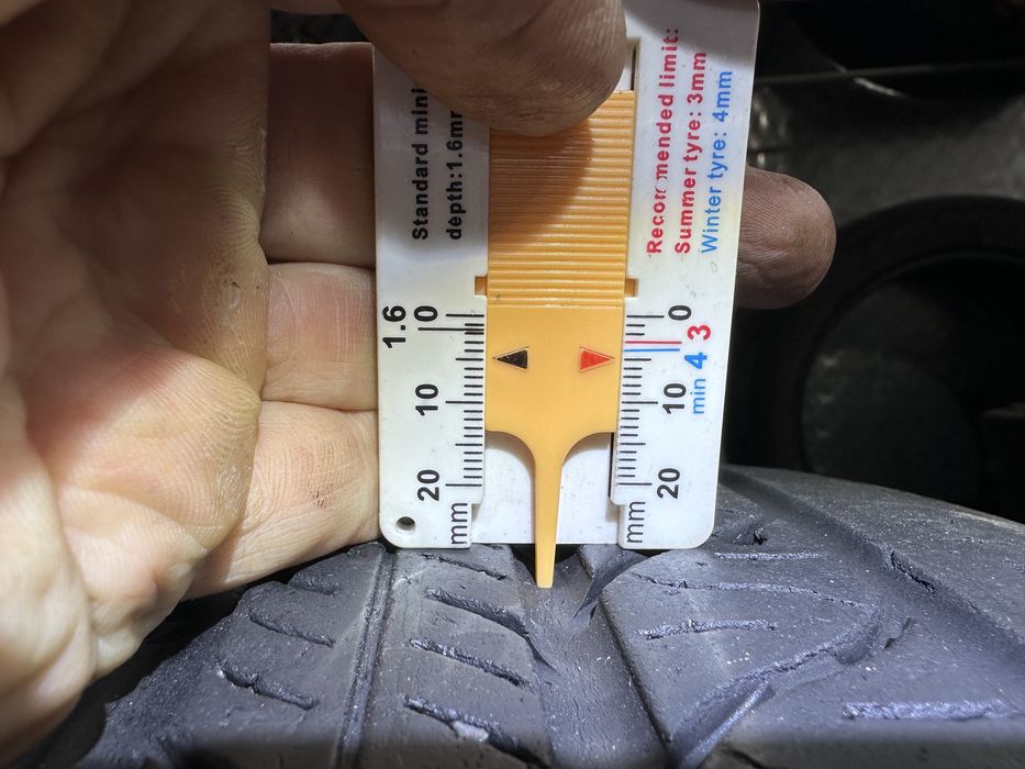 Continental ProContact rx Tesla Y/S