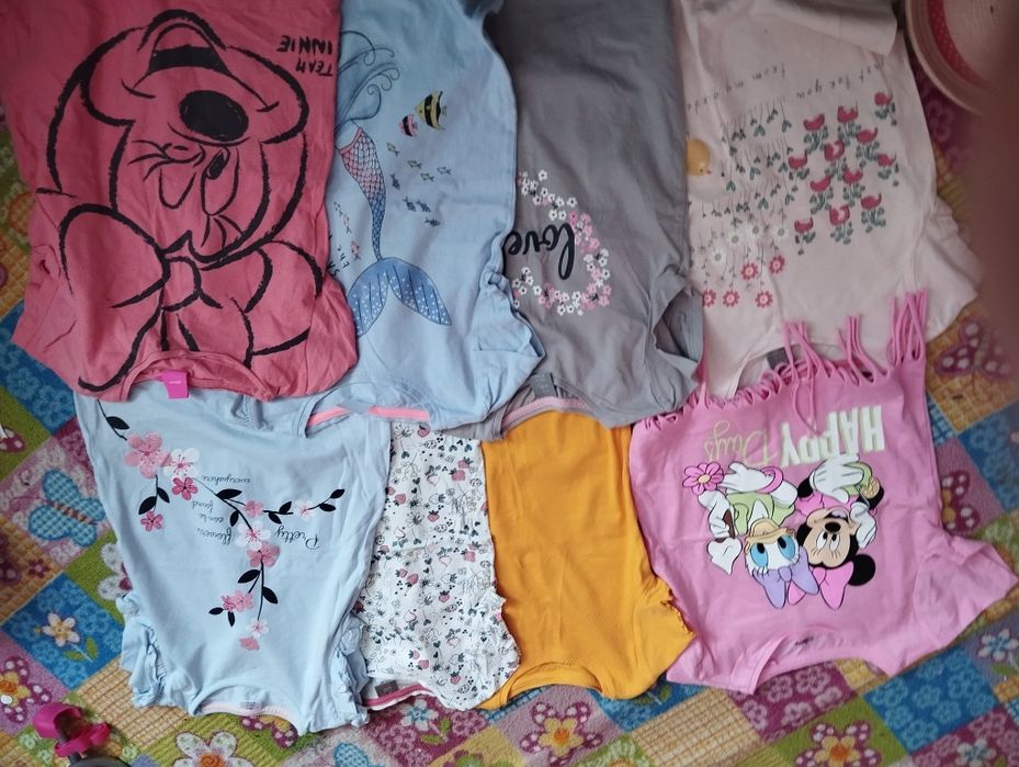 Zestaw ubranek na lato dla dziewczynki 122