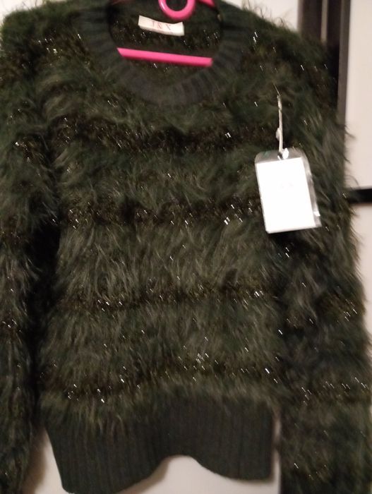 Nowe sweterki damskie