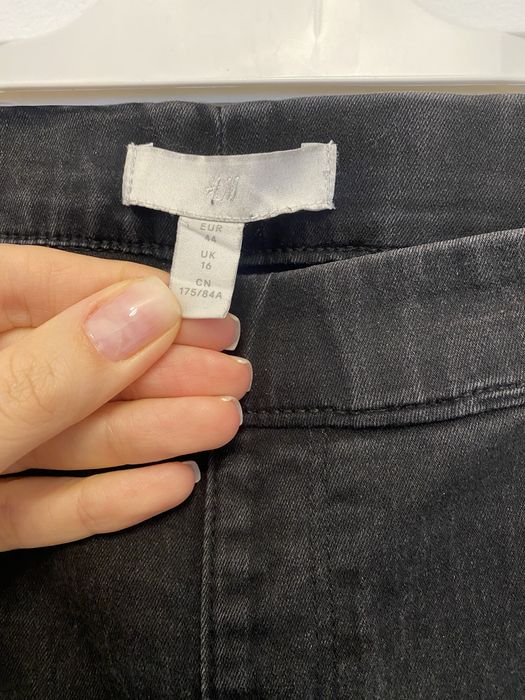 Spodnie tregginsy 44 XL H&M czarne jeansy 2 sztuki