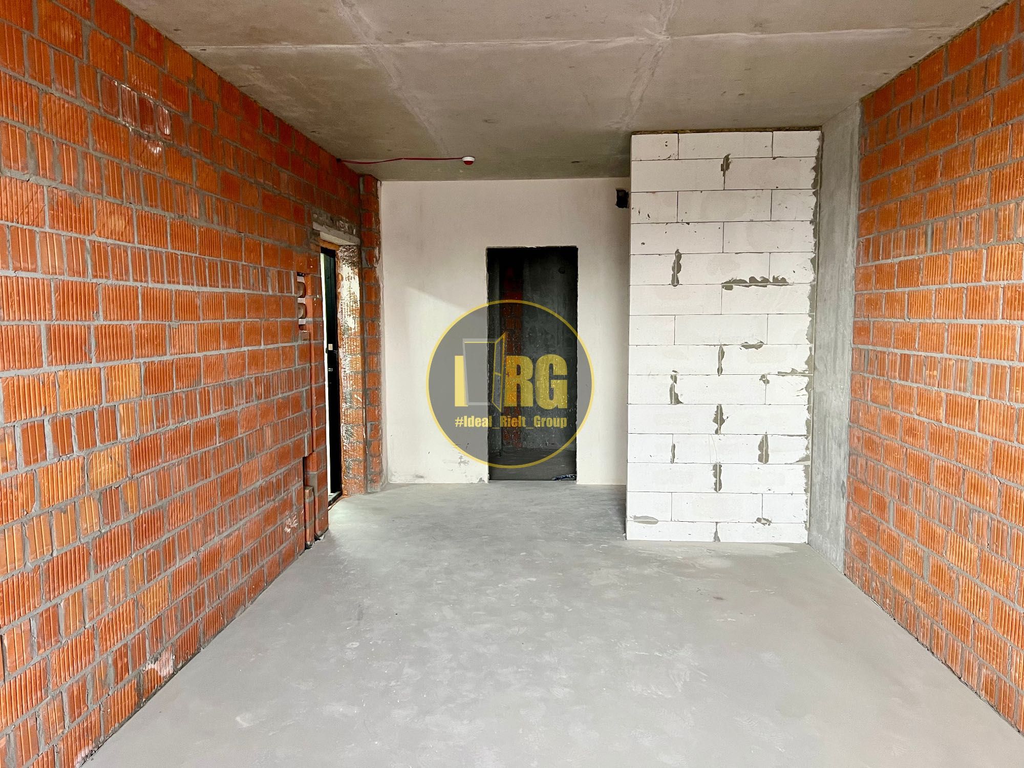 Без% 1к. 32м2, Днепровская Набережная 17в, ЖК Берег Днепра, River Mall