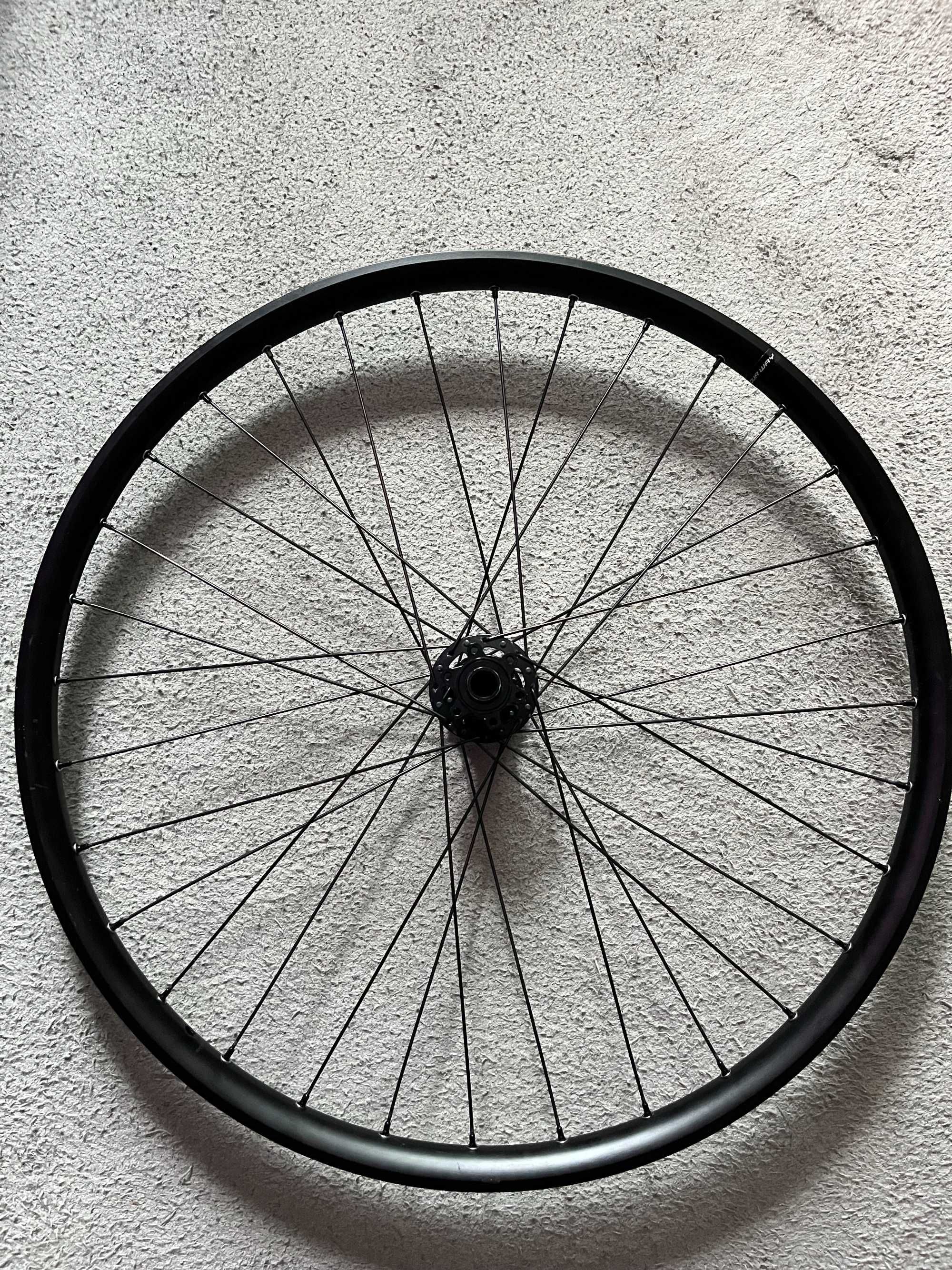 Koło rowerowe dirt 26 (Dartmoor reverse CnSpoke dt swiss stunt street)