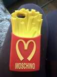 etui kabura Moschino