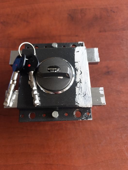 Zamek Gerda Tytan ZX Lewy