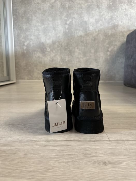 уггі it ts шкіряні