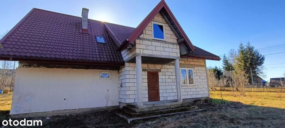 Dom Podkamionka stan surowy zamknięty .