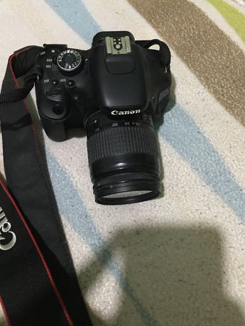 Canon EOS 600D + lente 28-80mm