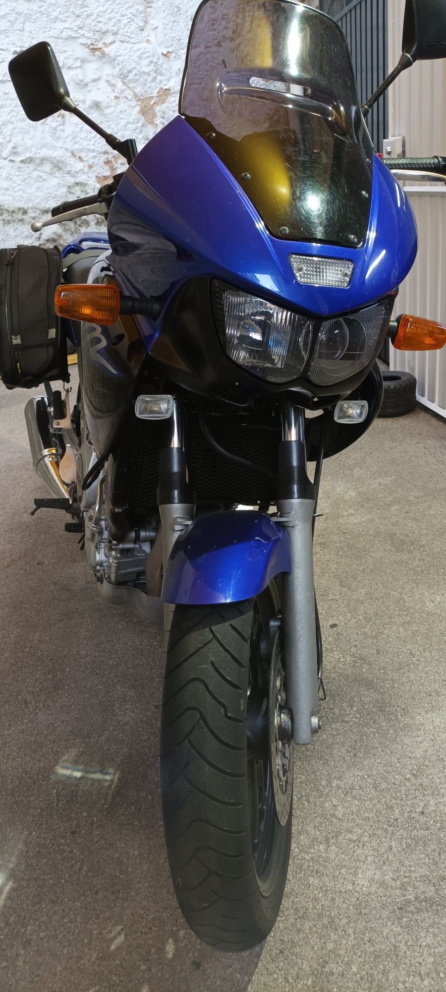 YAMAHA TDM 850  (impecável)