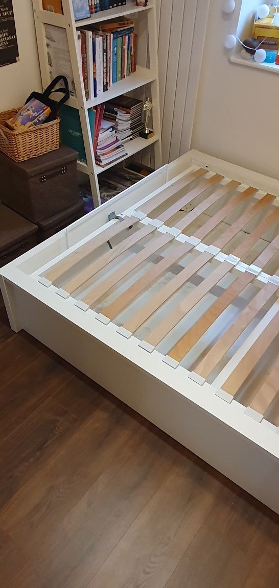 Łóżko IKEA Malm 140x200