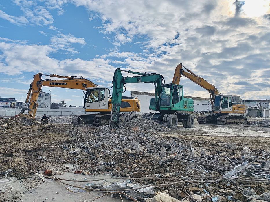 Копання котлованів | Земляні роботи  | Оренда екскаватора | Самоскида