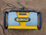 Radio budowlane warsztatowe DEWALT DCO10