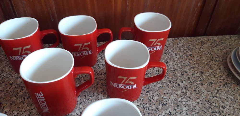Conjunto de 9 Chávenas Nescafé Comemorativas
