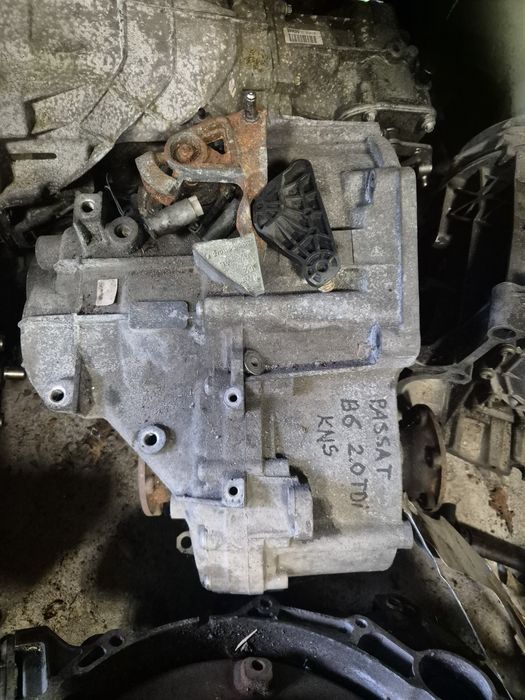 Skrzynia biegów 2.0 tdi vw Passat b6 KNS