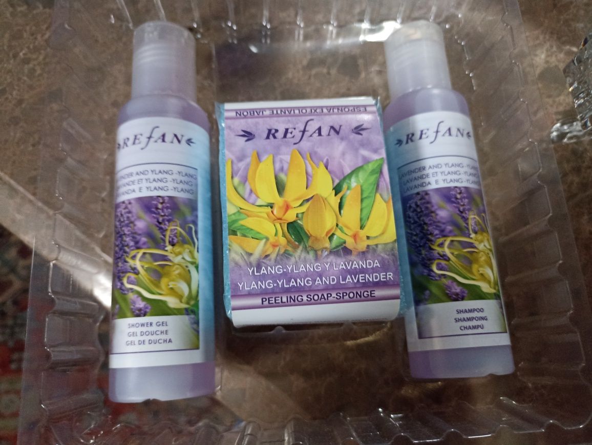 Conjunto de viagem com esponja esfoliante com sabão natural de al