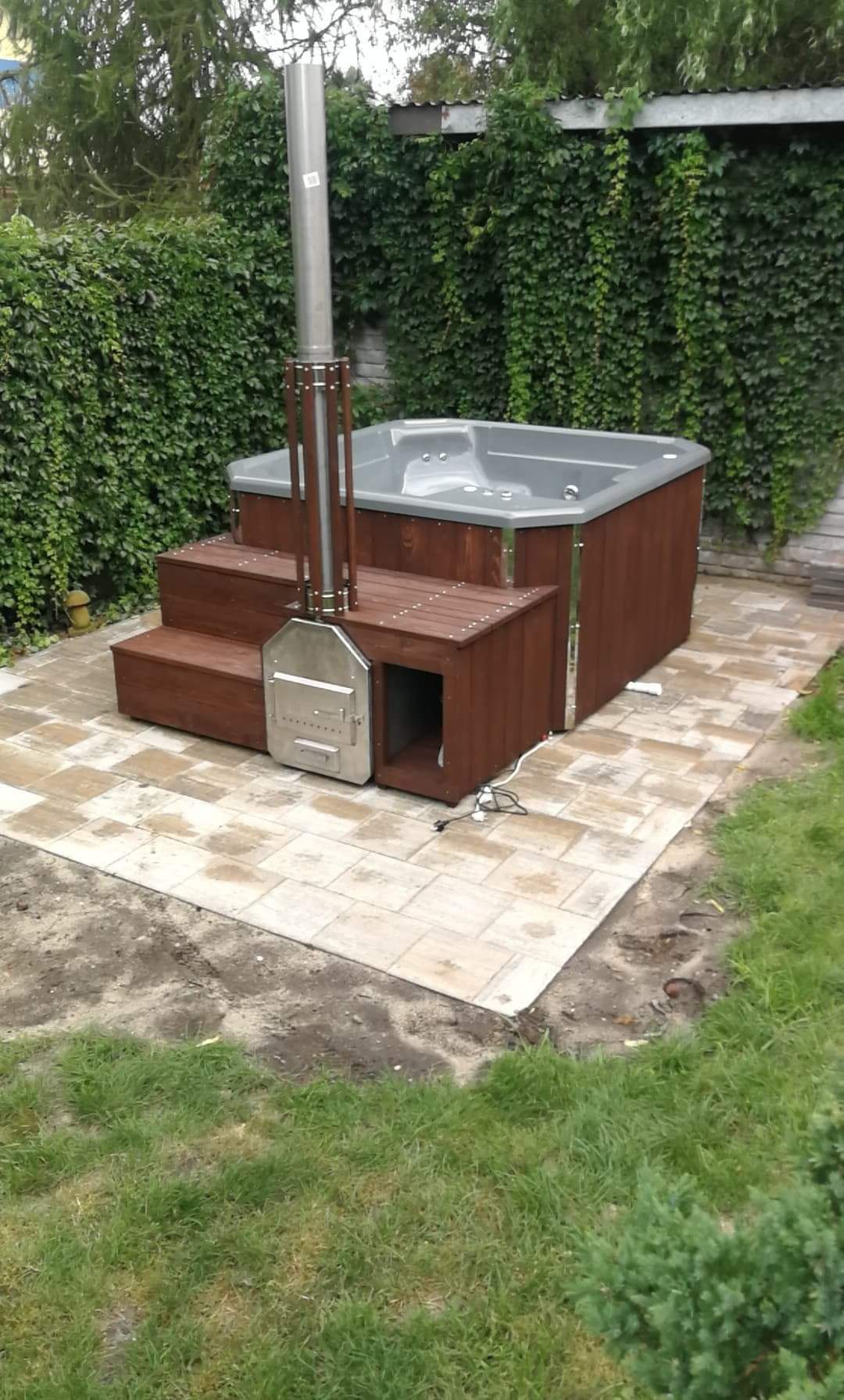 Balia Jacuzzi Hot Tube SPA ogrodowe