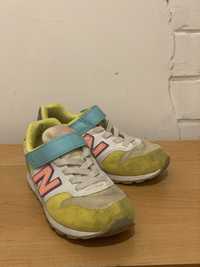 Дитячі кросівки new balance 30,5