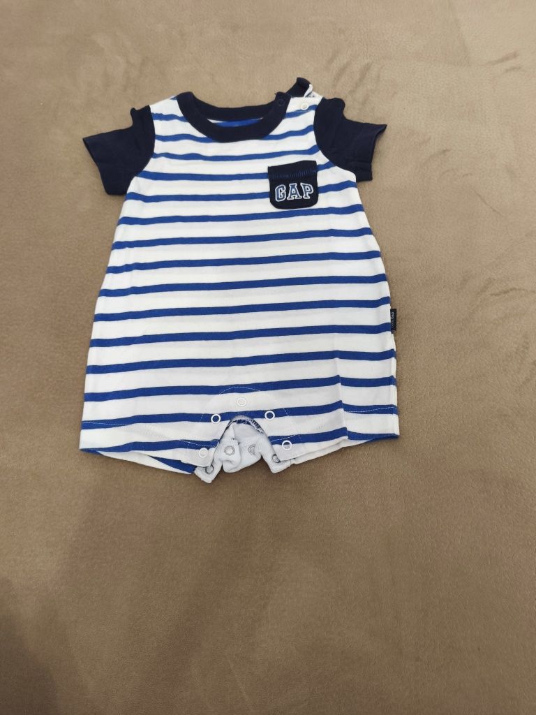 roupa bebe- Moschino , Ralph Lauren, gap, paz rodrigues