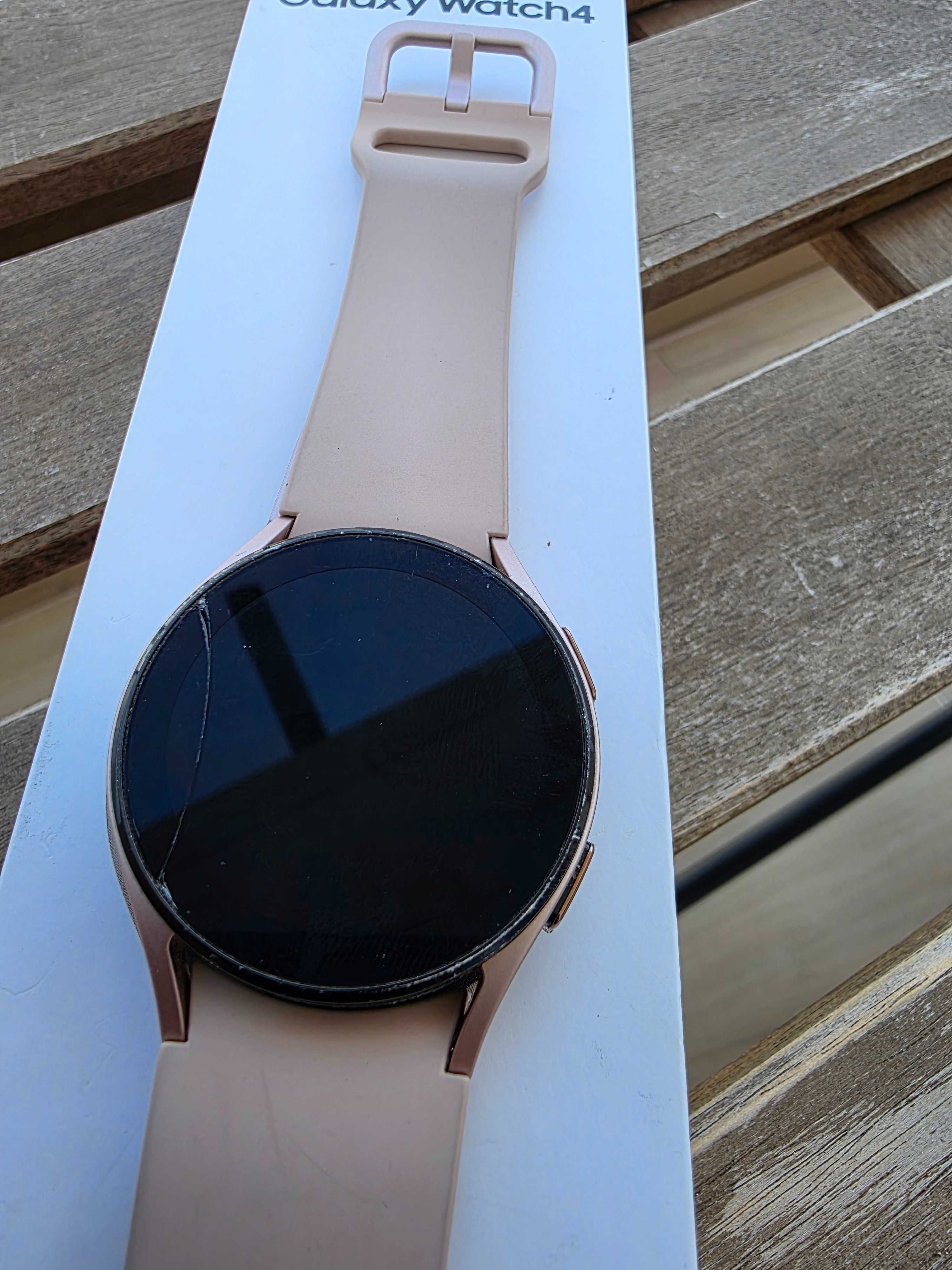 Galaxy Watch 4 40mm - Pink Gold - Lisboa ou Madeira