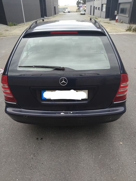 Carrinha Mercedes C 200