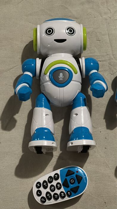 Robos brinquedo crianca