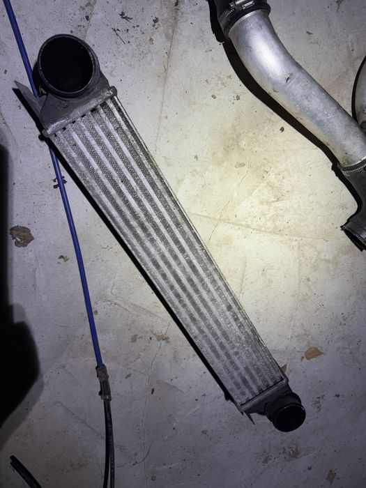 Intercooler BMW E39 3.0D diesel chłodnica rura guma przewód powietrza